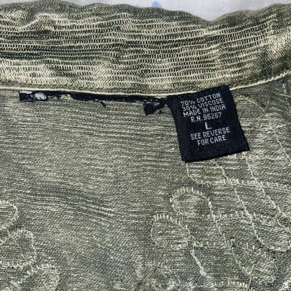 NWOT Beautifully embroidered green jacket with sequins - Picture 10 of 13